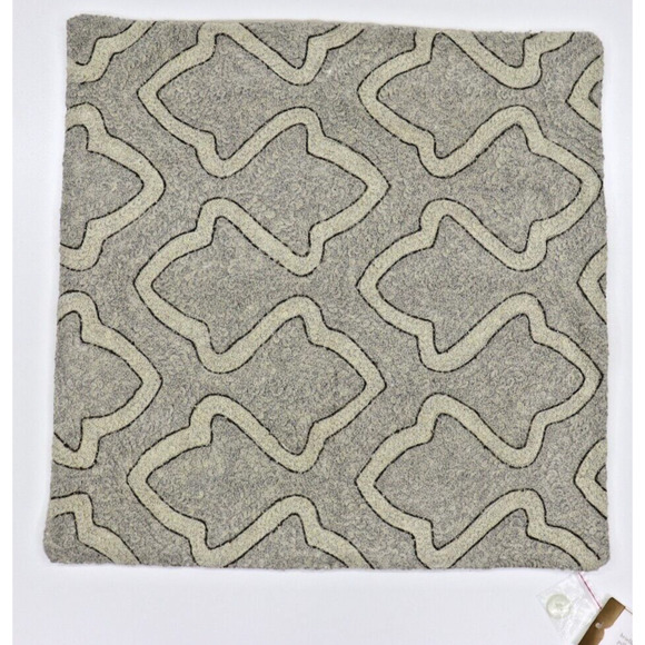 New NWT Pottery Barn Beaded Swirl Pillow Cover Hand Embellished Beaded 20 x 20 - Picture 1 of 8